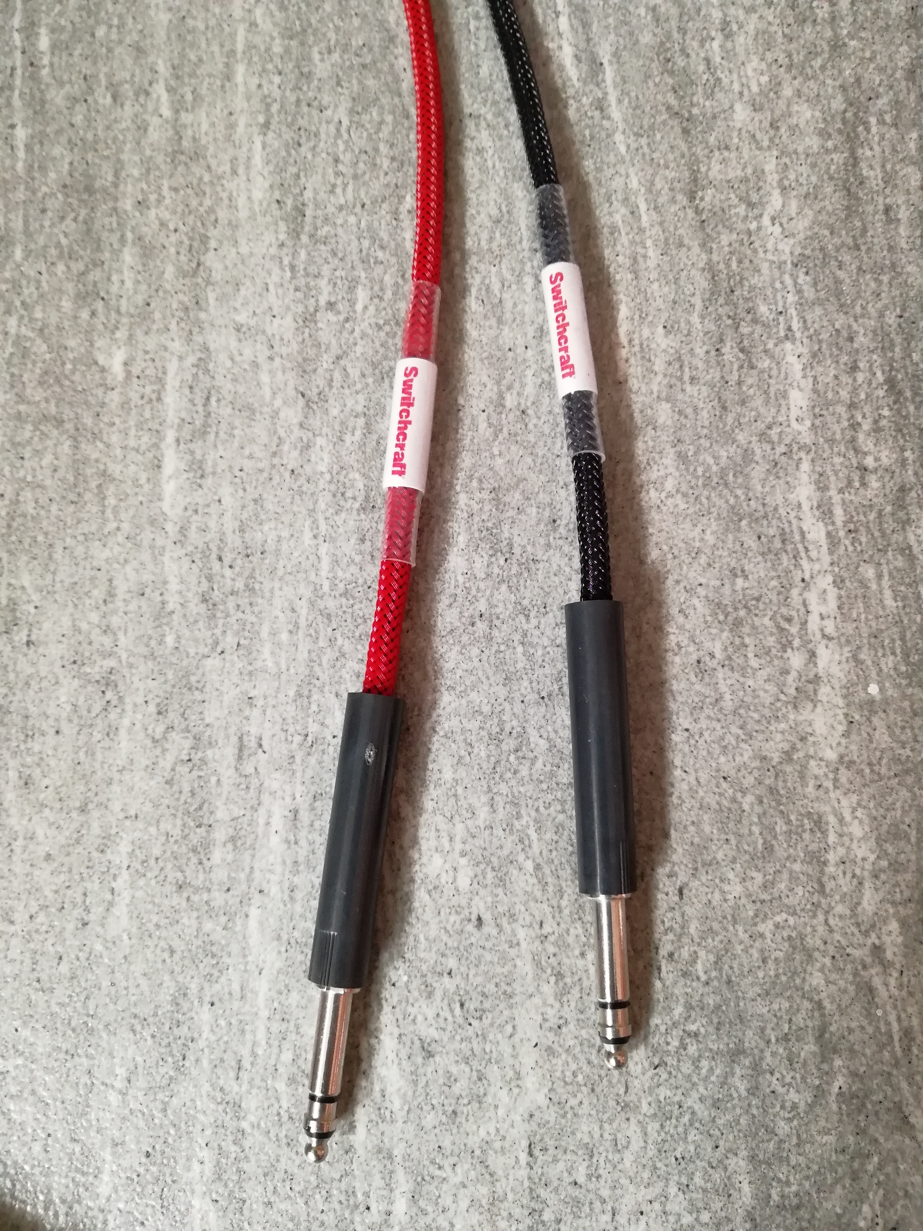 AMP DB25 to XLR 4M + 4F